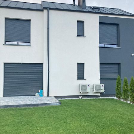 Stylowe Apartamenty Plewiska Esterno foto